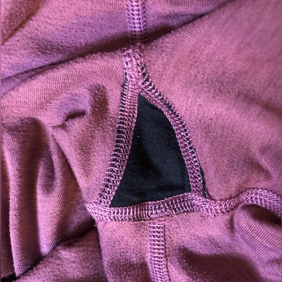 Victoria’s Secret | size 6 Essential Pockets Leggings - Picture 7 of 7